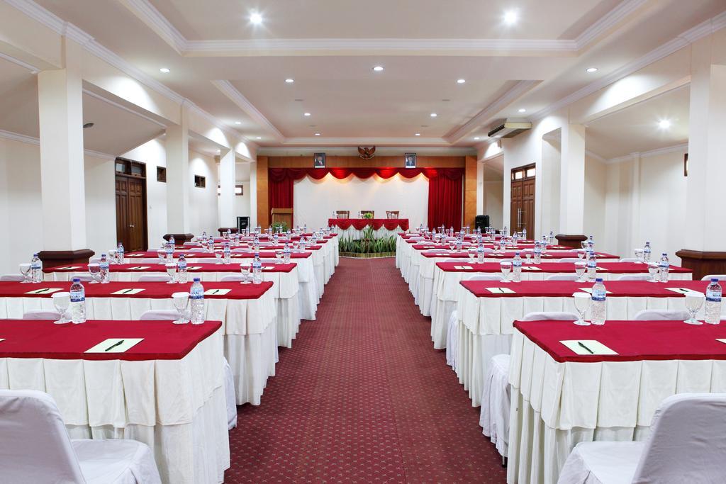Lombok Garden Hotel Mataram Eksteriør bilde