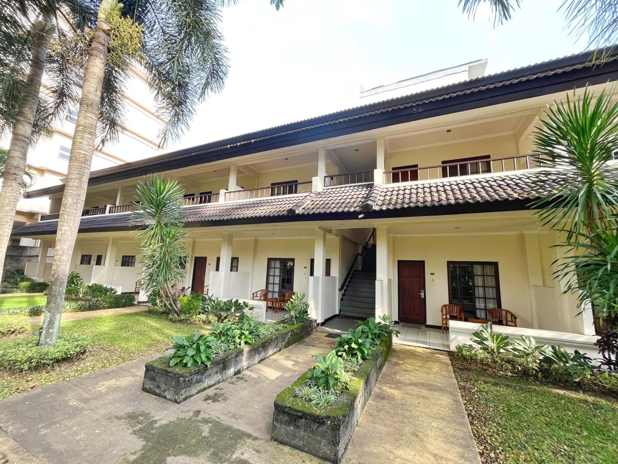Lombok Garden Hotel Mataram Eksteriør bilde